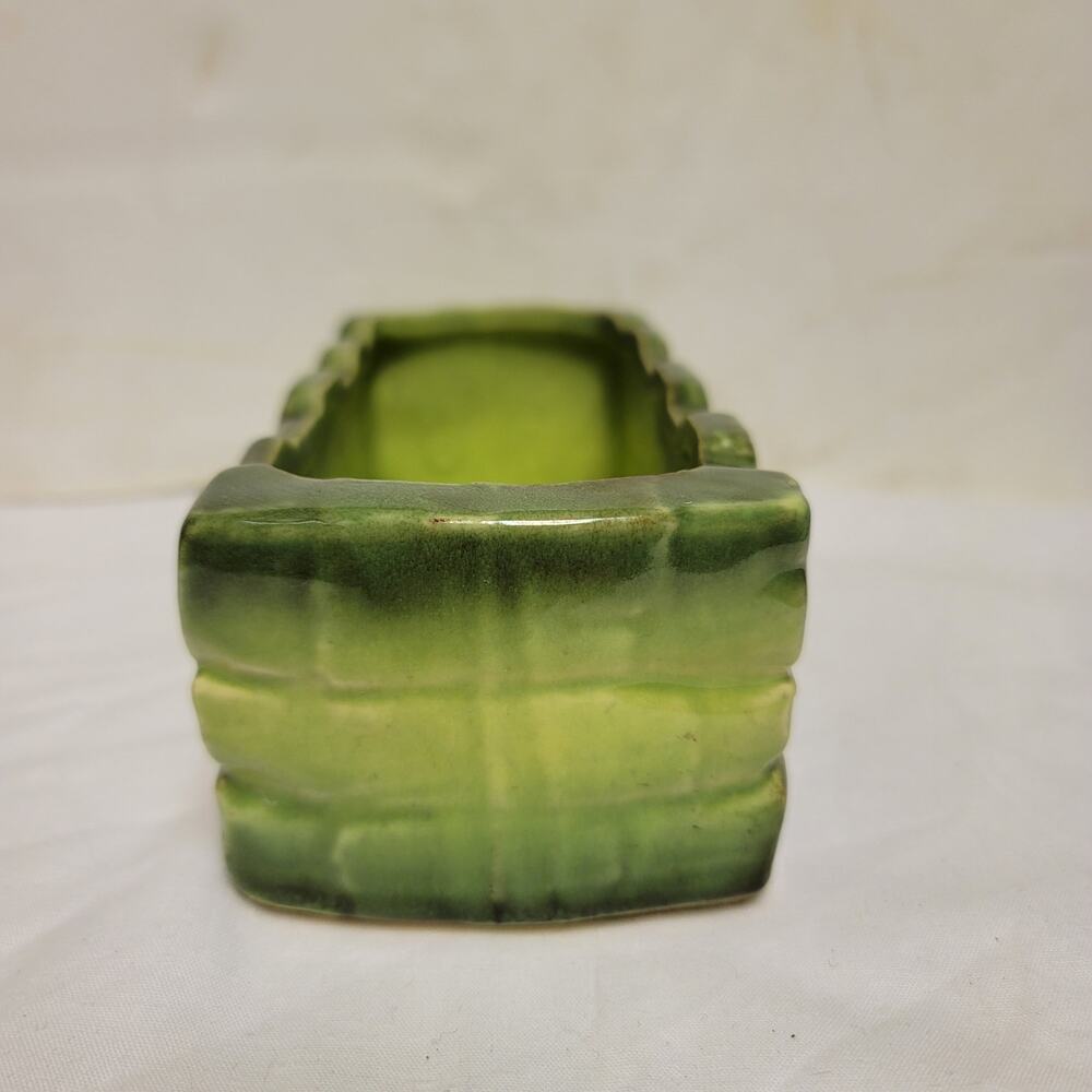 Vintage Stone embossed Oblong 7" Green planter - Picture 5 of 7